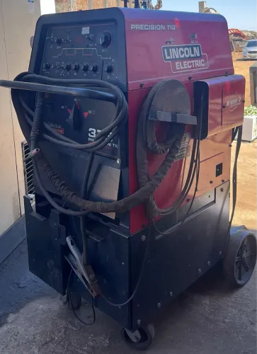 MÁQUINA DE SOLDA