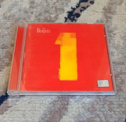 CD Original The Beatles - 1 (one), coleção dos maiores sucessos desta grande banda.