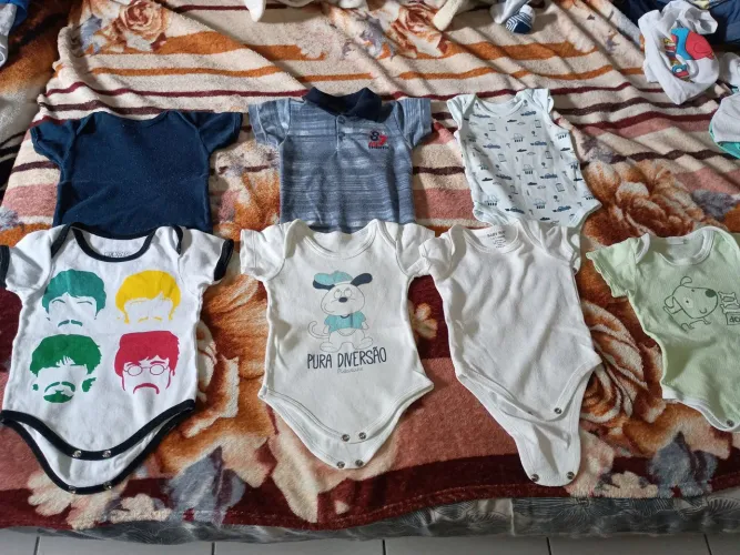 Roupinhas de bebê menino