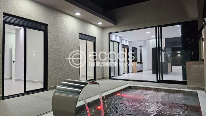 Casa em condomínio à venda, 3 quartos, 3 suítes, 4 vagas, Iporanga - Sorocaba/SP