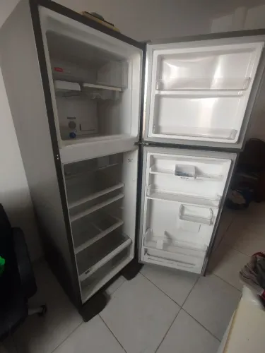 Geladeira Brastemp 375L