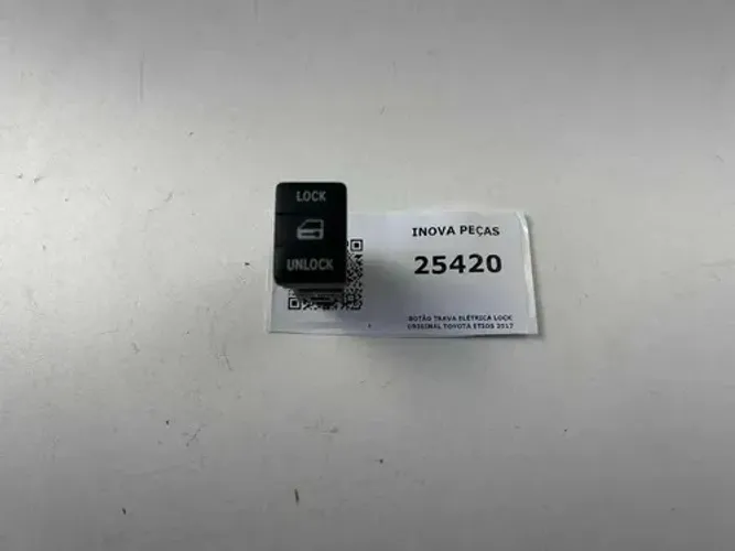 Botão Trava Elétrica Lock Original Toyota Etios 2017 Preto