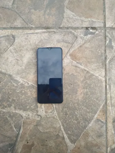 Celular Moto G20