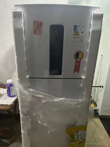 Geladeira Eletrolux IT70 bivolt de 480 litros parcelo, dou garantia e combino a entrega