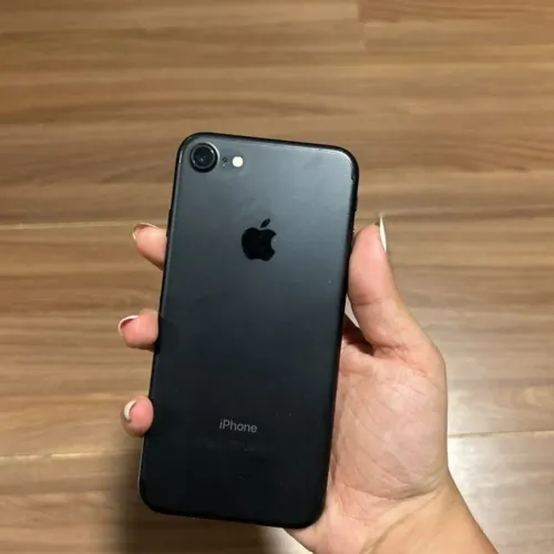 iPhone 7 novo, vem 2capinhas e carregador original novo!