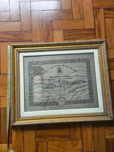 Moldura pra quadro