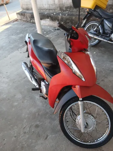 Biz 110i 2018 vermelho