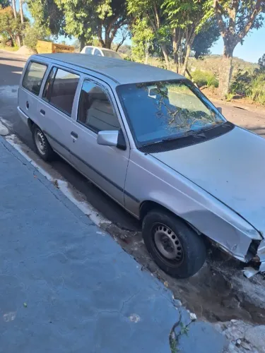 Chevrolet Ipanema GL/ Flair 2.0 MPFI / EFI 4P 1998