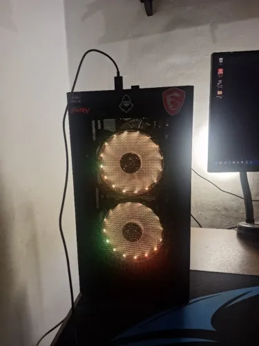 PC Gamer Roda Tudo no Alto: Ryzen 5 5600 + RX 6600 8GB, 16GB RAM, SSD