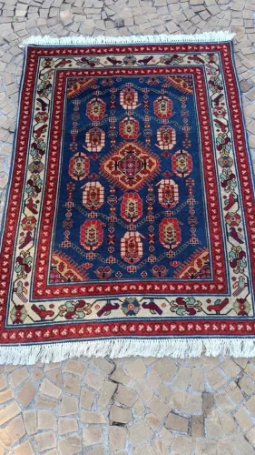 Tapete Persa Caucasiano Azul e Vermelho Estilo Boteh - 0,88 x 1,20 m
