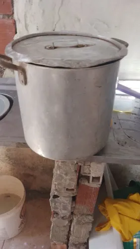 Panela 20 litros bom pra feijoada milho munguzá 3 sopa e etc