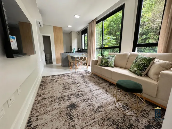 Apartamento em Canasjurê