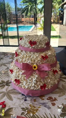 Bolo de pipoca para festa junina
