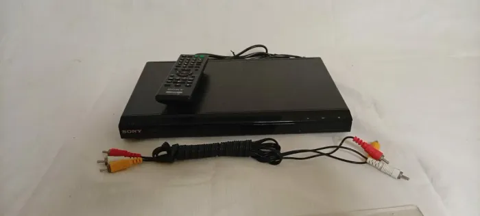 DVD Sony modelo dvp-sr 200p 