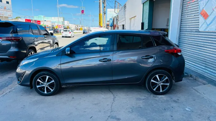 Toyota Yaris XLS Connect 1.5 Flex 16V 5P AUT 2021