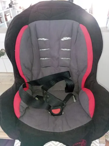 Cadeira de bebê para o carro