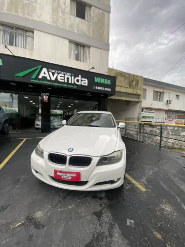 BMW 320I 320i 2011