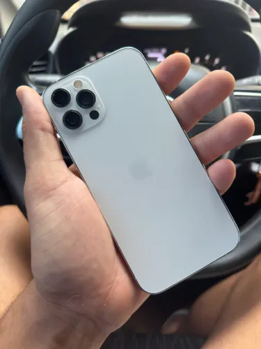 iPhone 12 Pro todo original 