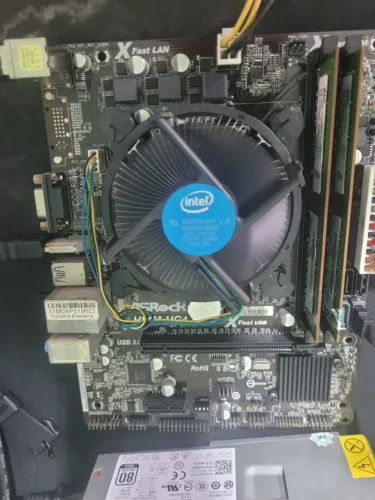 Kit PC Completo, Placa Mãe H81 Asrock, Pentium G3250, 6GB RAM DDR3