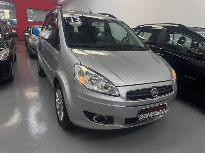 Fiat Idea Attractive 1.4 Fire Flex 8V 5P 2013