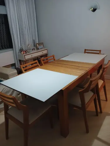 Mesa de jantar 6/8 lugares