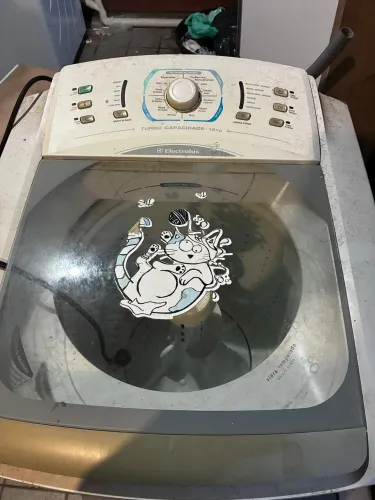 Máquina de lavar roupa