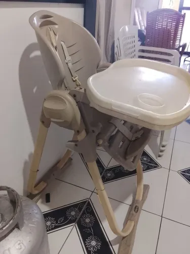 Cadeira de alimentação para bebe