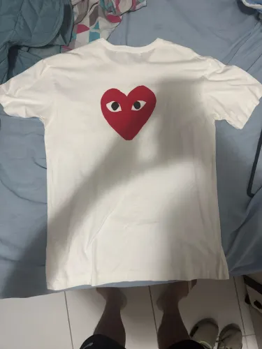 Camiseta Comme des Garçons Play