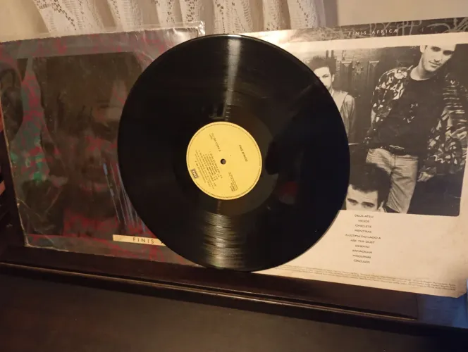 Lp Finis Africae 1989