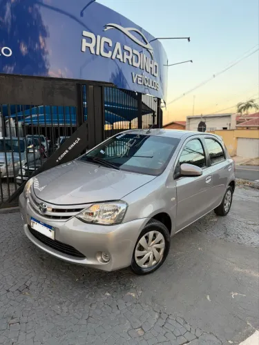 Toyota Etios XS 1.5 Flex 16V 5P Aut. 2017
