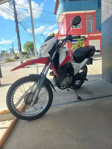 Honda bros 160 ano 2018 