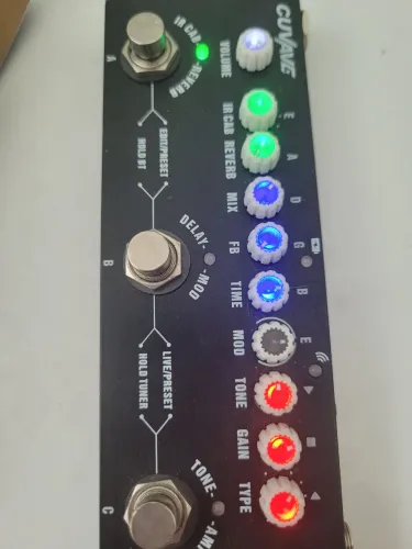 pedaleira de guitarra