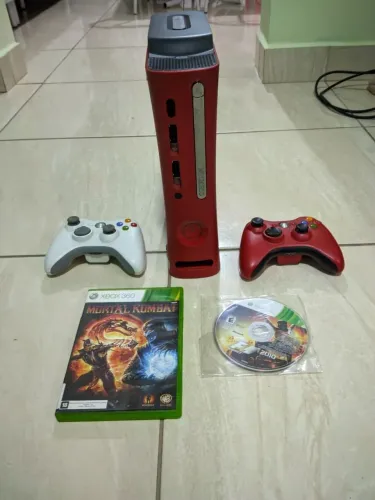 Xbox 360 Edição Especial Desbloqueado RGH/LT 3.0 + 2 controles originais + Jogos