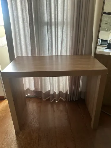 Mesa Escrivaninha Amadeirada - Design Moderno