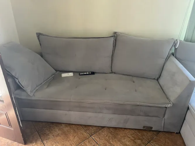 Vendo sofá retrátil