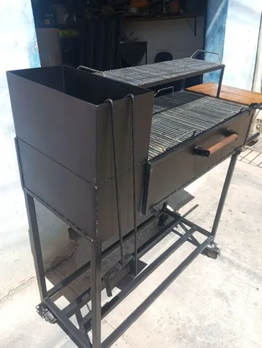Churrasqueira tipo parrilla