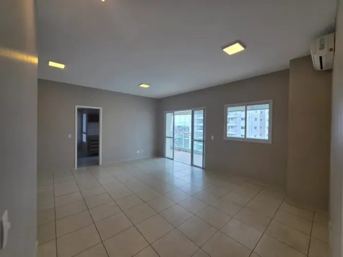LE BOULEVARD, 132m2, 3 SUÍTES, ANDAR ALTO , 2 VAGAS