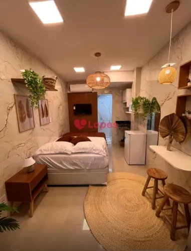 Lopes B2E vende Flat mobiliado em Copacabana- Rua Barata Ribeiro. 1 quarto com cozinha e 1