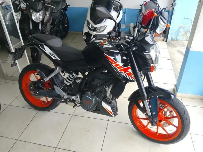 KTM DUKE 200 ABS 2020 U.DONO 10.600 KM
