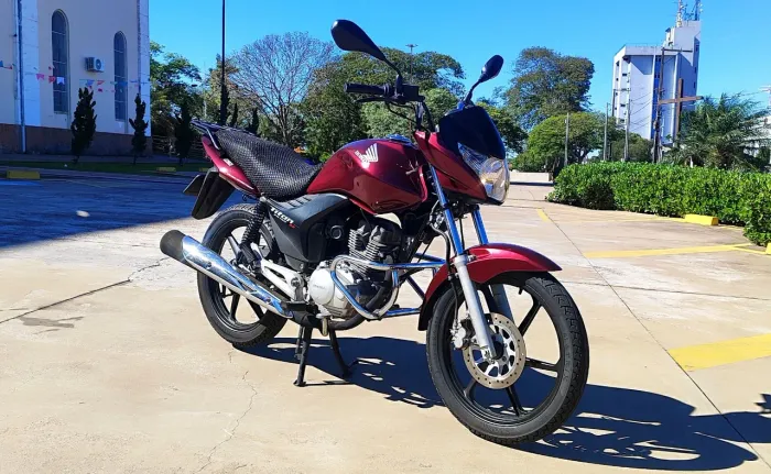 Titan 150 EX