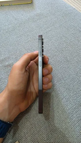 SAMSUNG S24 FE - 256gb