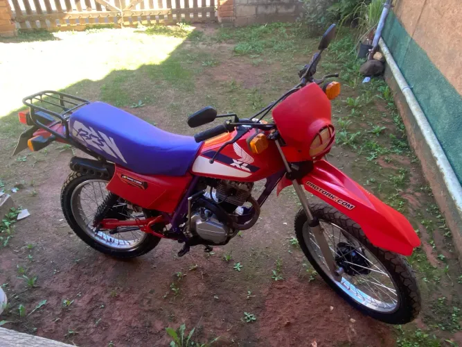 Vendo xls 1995 vermelha