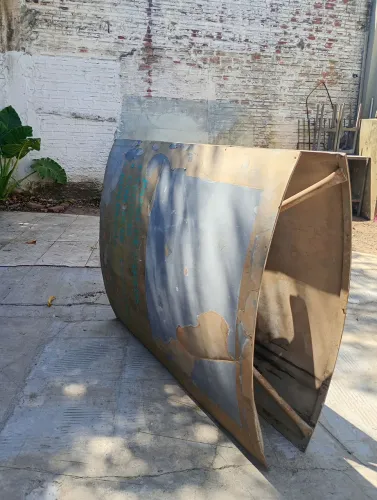 Estrutura em chapa galvanizada e tubos de aço 