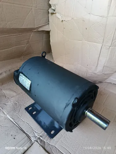 Motor trifásico NOVA 15 CV 3510 rpm 2 polos 