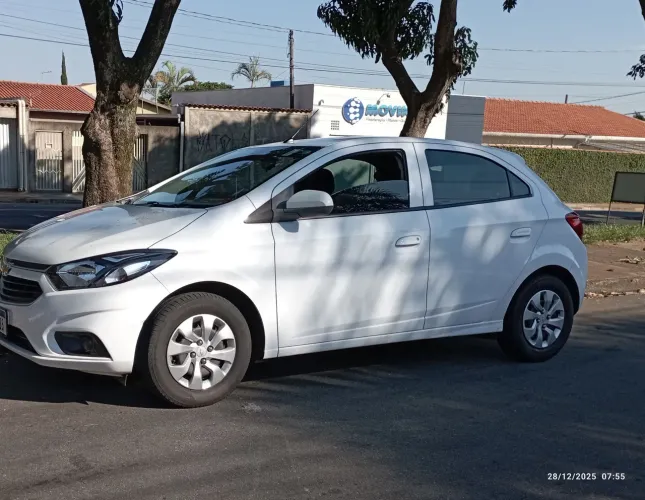 Chevrolet Onix Hatch LT 1.0 8V Flex Mec. 4P 2018