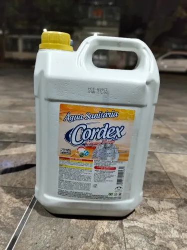 ÁGUA SANITÁRIA 5 LITROS