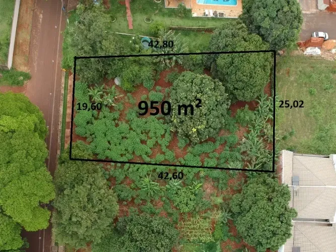 Lote/Terreno para venda possui 950 metros quadrados em Jardim Aurora - Maringá - Paraná