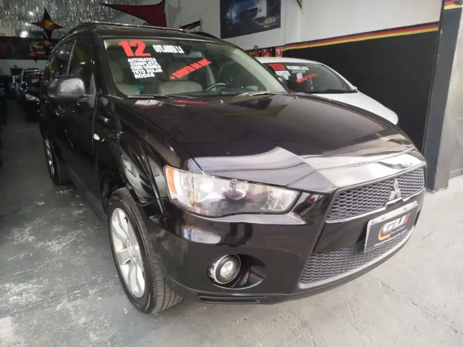 Mitsubishi Outlander 2.0 16V 160cv Aut. 2012