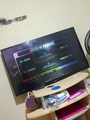 Vendo televisão smartv 40 polegadas 