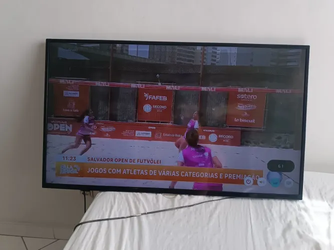 Tv Aoc 43 Smart ( Leia descrição)